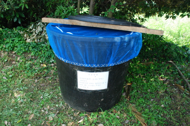 친환경 동애등에 음식물 쓰레기처리 시설